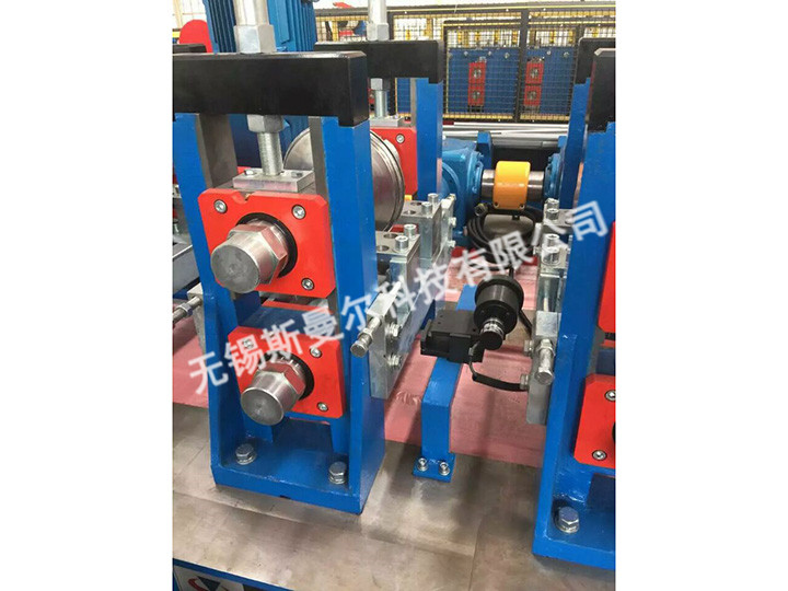 脚踏板设备成型部分