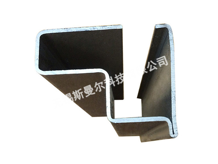 异型辊压型材